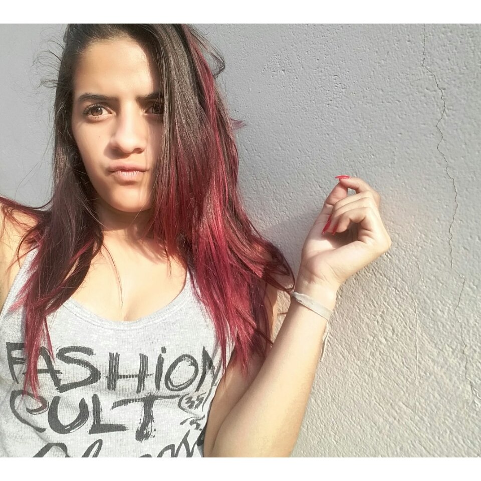 Face:laiis Fernandes (segue )
Snap:laiis.soares076
Insta:fernandes_laiis
✌