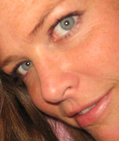 AngAdorn's profile picture. down to earth, from the earth (SM)  Writing a thing or two about one or two things.