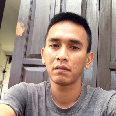Music player, good husband, good parenta Ekonomi & Bisnis Hiburan Hobi Komedi Olahraga