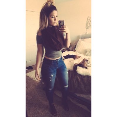 Justmicc's profile picture. Get out and live a little.