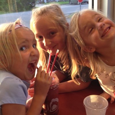 jhreams's profile picture. 