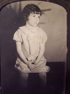 Abellamiento's profile picture. Enjoying life as online seller at http://t.co/1TsKAfwuCO, crack medical transcriptionist/editor & stander on soapboxes.