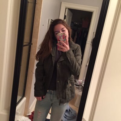 chairianne's profile picture. el burro sabe mas que tu // stce '19⚜️