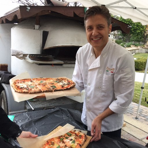 DiRomaWoodFired's profile picture. 