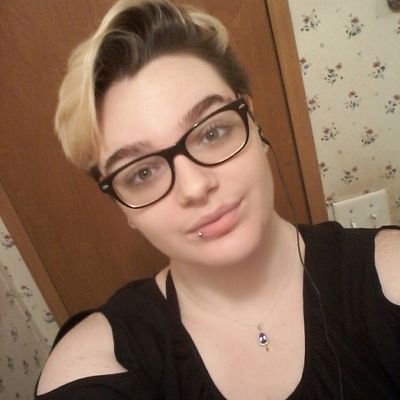 emo_yankee's profile picture. 