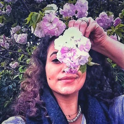 A tree hugger & a Doctor | أنا لا أُحب الإنسان أقل ،إنما أُحب الطبيعة أكثر