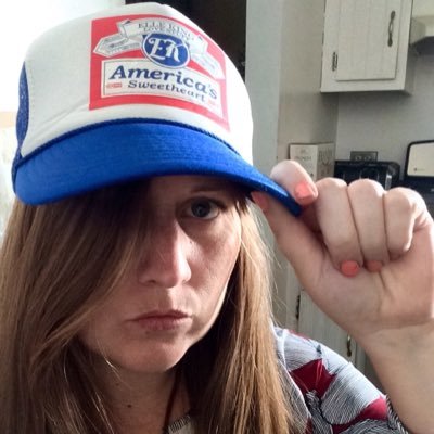 heathasue's profile picture. I don't know what I'm doing here.