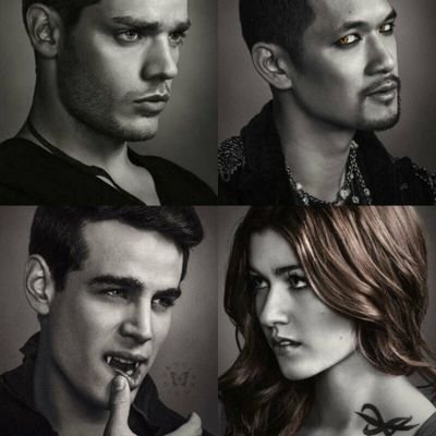 DIRECTIONER
SHADOWHUNTER
SUPERNATURAL
WALKER
DALLAS 💗
TOMLINSON💗
PAYNE💗
HORAN 💗
STYLES 💗
CABELLO💗
MENDES💗
REEDUS💗
CNCO 💗