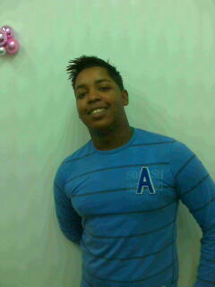 rijavi44's profile picture. 