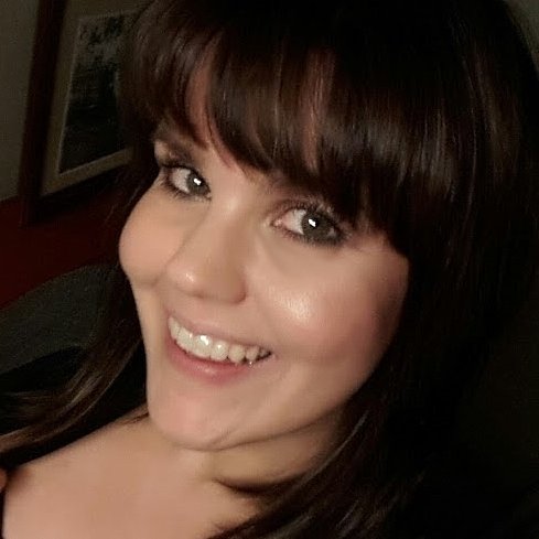 HeidiMAKEUP's profile picture. Enjoy the little things in life, because one day you will look back and realize they were the big things.