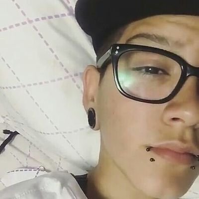 VictorV80725941's profile picture. Bsbsbbsbs