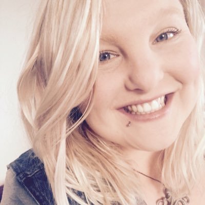 🌙⭐️Teacher, creator & innovator. Tech enthusiast & film buff. Space nut and sci-fi fan. Terrified of cows🌙⭐️ #projectbasedlearning