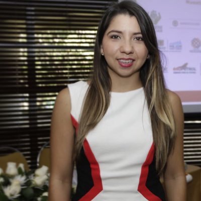 •Vivo•🌟•Amo•❤️•Sueño•🦋•Rio• Comunicadora Social especialista en mercadeo.