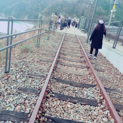 rii23s's profile picture. 