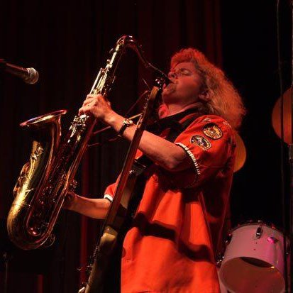 jeannineonmusic's profile picture. 