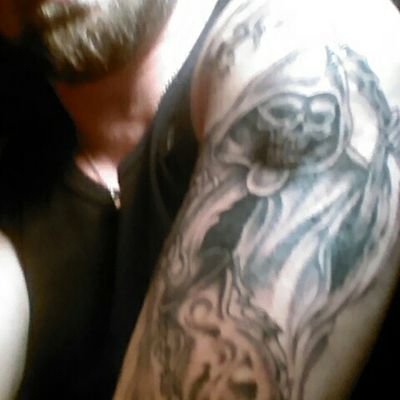 manulimes's profile picture. patriote routier motard fan de métal rammstein,pain