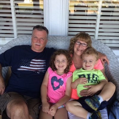 DanMurp56641085's profile picture. 