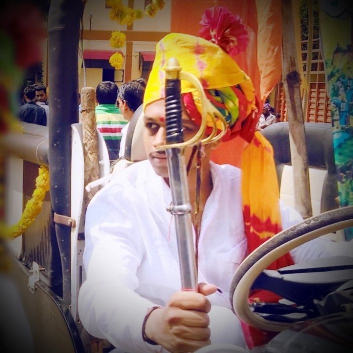 royal_darbaar's profile picture. 