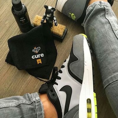 dillangiosaf14's profile picture. Music Entertainment Football Sport Sport International Entertainment