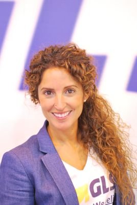 miriam22380's profile picture. 