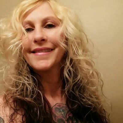 FlaRowdyChick's profile picture. 