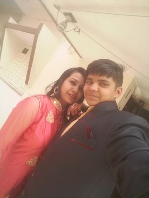 vaibhav03032001's profile picture. Music