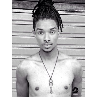 Lukah15's profile picture. - Seja simples, Sonho alto, Seja grato e Ria muito! ❤️️