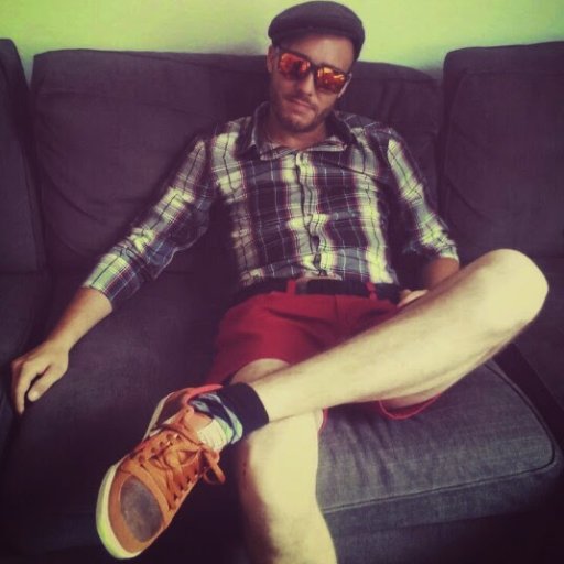 TinyByteStream's profile picture. Android Developer