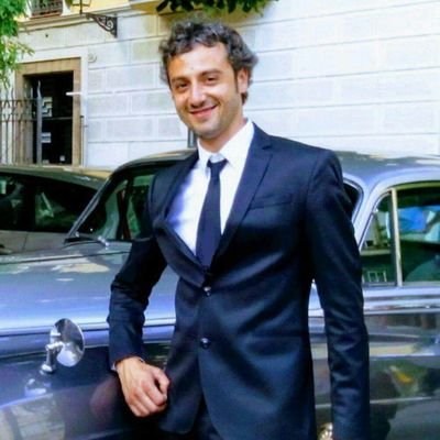 pozoman's profile picture. Técnico de sonido en Zona Audio. Técnico superior en proyectos de construcción.  Delineante industrial. Músico guitarrista y estudiante conservatorio de música.