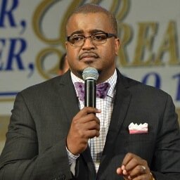 #JESUSRevealed Jan 20! Pastor, Singer, Songwriter, Father, Husband, Lover of GOD contact: bookJasonNelson@gmail.com (link: https://t.co/cU5cUaVbLs)