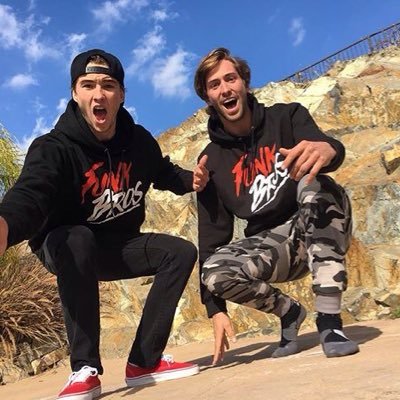 Funkbros0's profile picture. Funk bros❤️ Squash that follow button⤴️