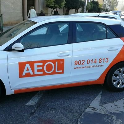 asesor comercial de Aeol Service s.l,material para las empresas de seguridad vial