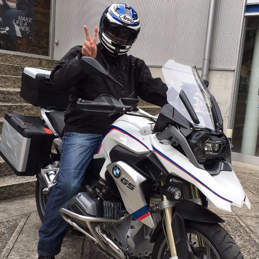 dorara777's profile picture. R1200GSに乗ってます。旅行、道の駅ラリー、車載、温泉、水曜どうでしょう。シクラメンをよく聞くラ族。SEやってるおっさんです。お気軽にフォローどうぞー。