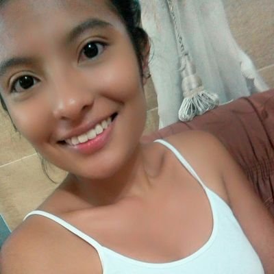 Estudiante de Administración y Negocios Intern. ..
La sonrisa muestra tu paz interior aun existiendo un torbellino en el corazon :)