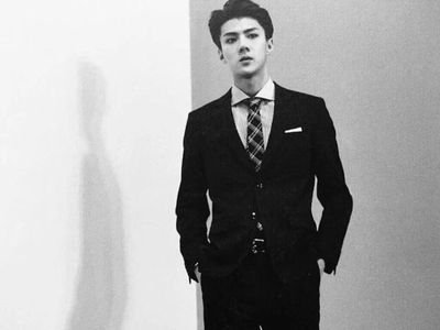 mKjisuoN79SPOI8's profile picture. EX9