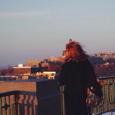 Instagram: solenemllt // Traveler // French and English speaker // Living in Montreal // UdeM // International Studies (politic)