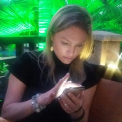 rianavz's profile picture. Sushi for breakfast!