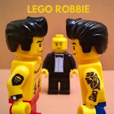 Hello im Lego Robbie welcome to my adventures !!