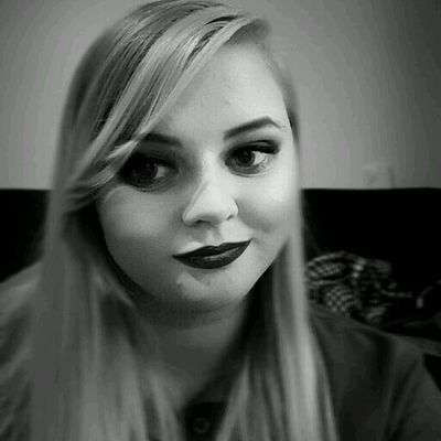 vickyhowlett97's profile picture. 