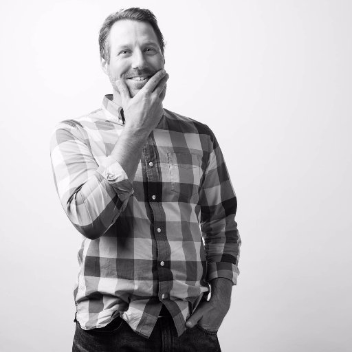 Strategic Advisor. Customer. Experience. Outcomes. Ex-@ymedialabs, @WeAreRazorfish. Father x 3. Midwesterner. @Packers Owner. @USC alum.🏃🚴🏂 🏄🏻♂️