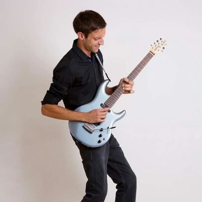 Musician, Guitar player 🎸 f.c_mail@yahoo.fr
Instagram: https://t.co/MohntznLuv
Soundcloud: https://t.co/HvH5ybJX5A