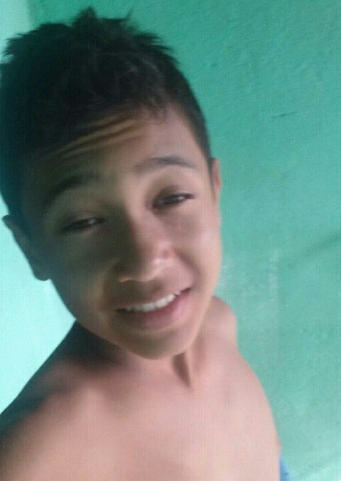 Eu tenho 12 anos WhatsApp (83) 994105660 Instagram João Marcos Facebook do Marcos
