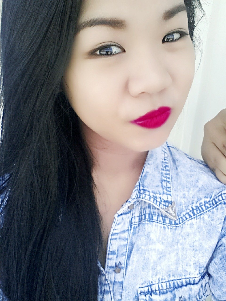 LhynnBalbuena's profile picture. The best love is the one that makes you a better person, without changing you into someone other than yourself.