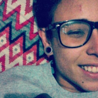 É uma verdadeira mulher de fases, muda com as estações, com o clima, com o vento. E vai te deixar perdido no meio de tantas que ela pode ser. ♊
👻 PaaSilvaaa