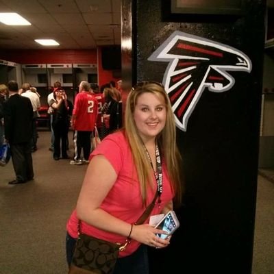 Cancer ass kicker, Georgia Tech alumni, Pink hair don't care, poodle lover, wifey to the best husband on earth, obsessed with makeup