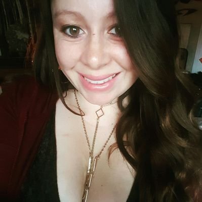 ShatteredFrame1's profile picture. photographer/artist wanna be/poet/veteran/mommy/wife/dreamer/realist/romantic
https://t.co/utLWLMj4Uu