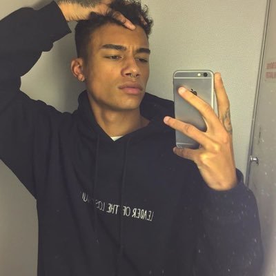 serialreecer's profile picture. 