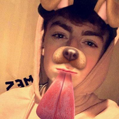 DillanWhite17's profile picture. 