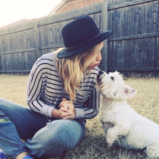 rachiesnelling's profile picture. 