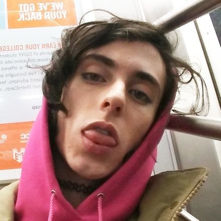 elusive chanteuse in @pwrbttmband
they/them/theirs or she/her/hers